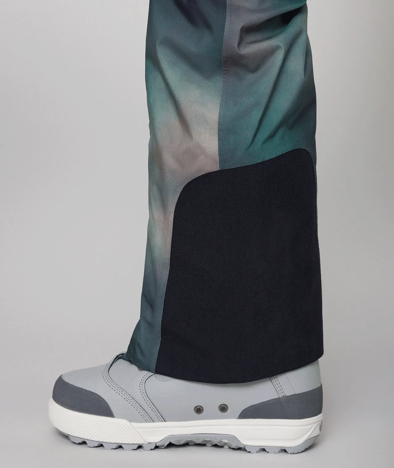 686 Women's Geode Thermagraph Bib Snowboard Pants Spearmint Spray 2024