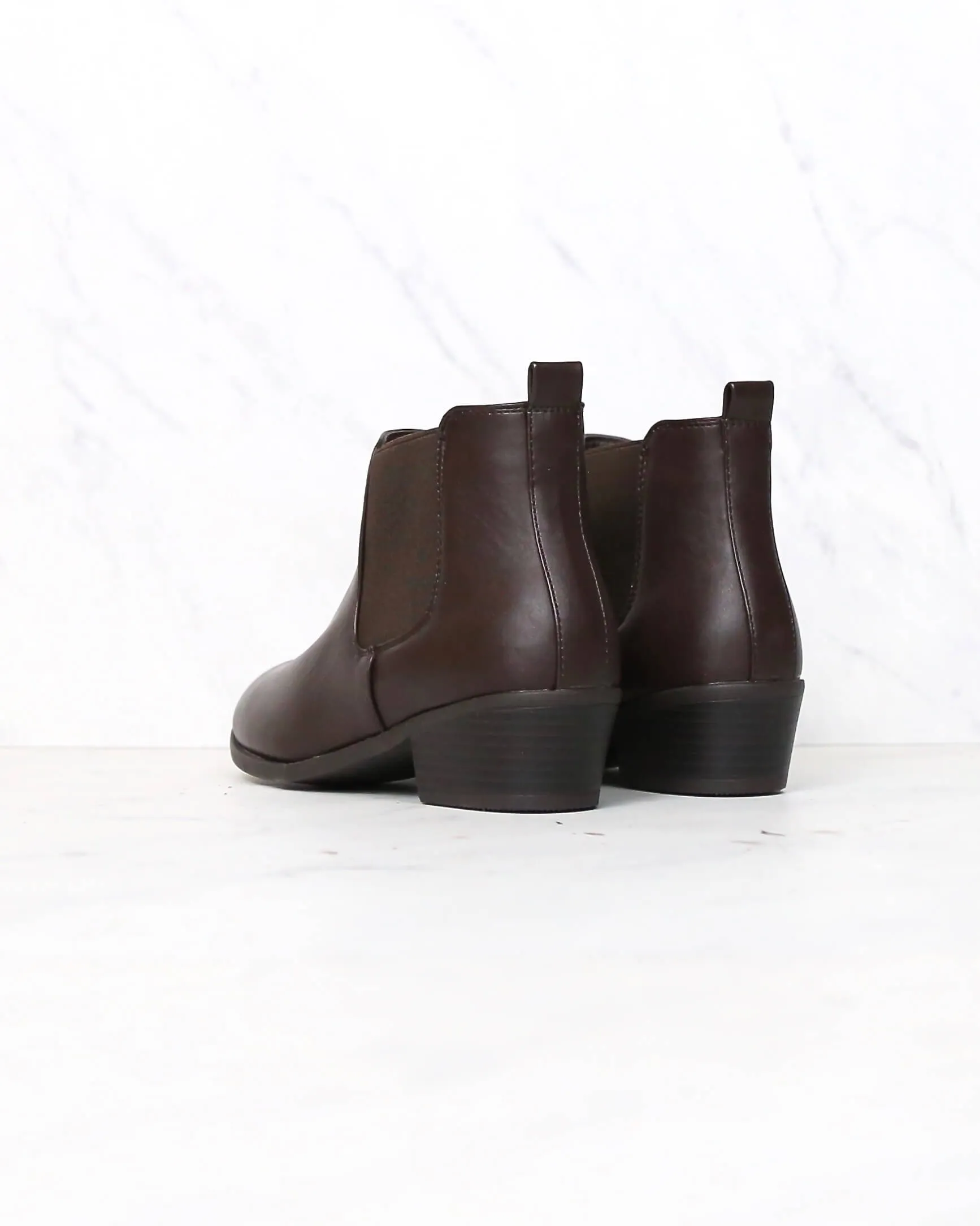 Ankle Chelsea Bootie in Brown