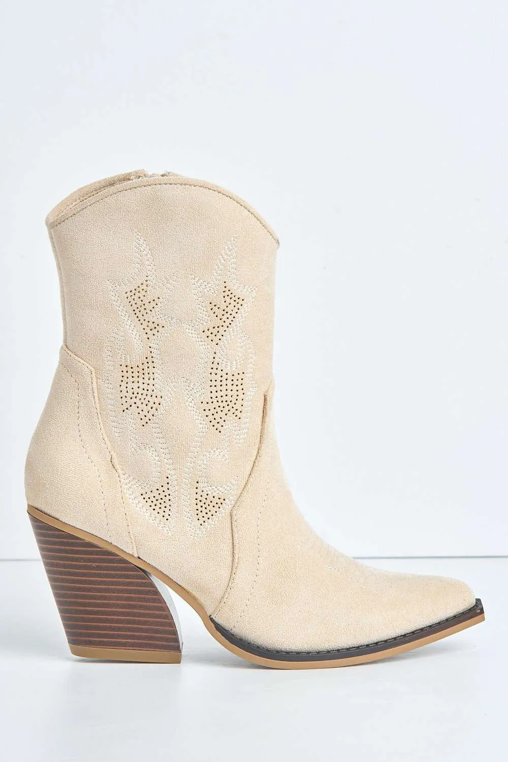 Bromley Detail Western Boots in Beige