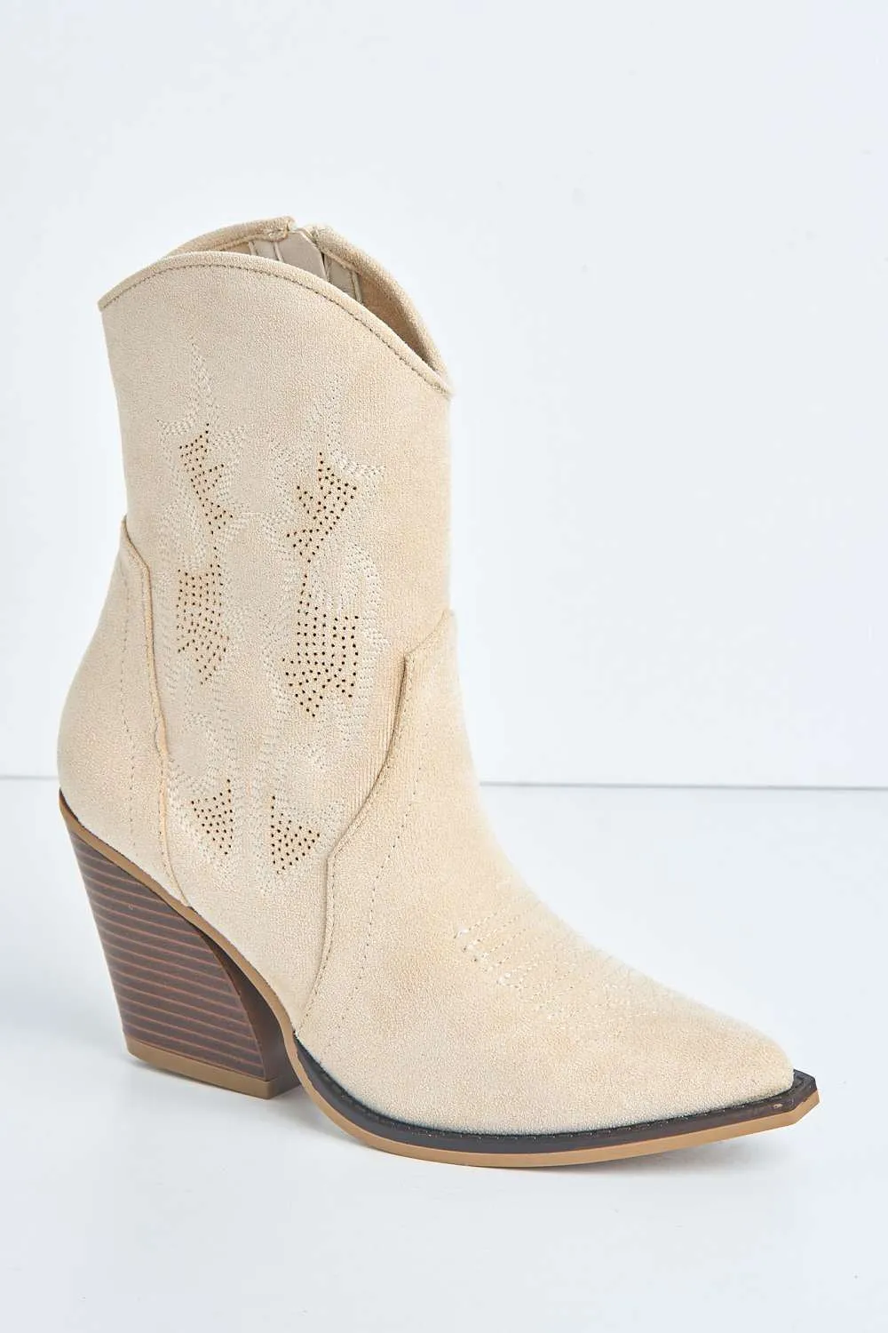 Bromley Detail Western Boots in Beige