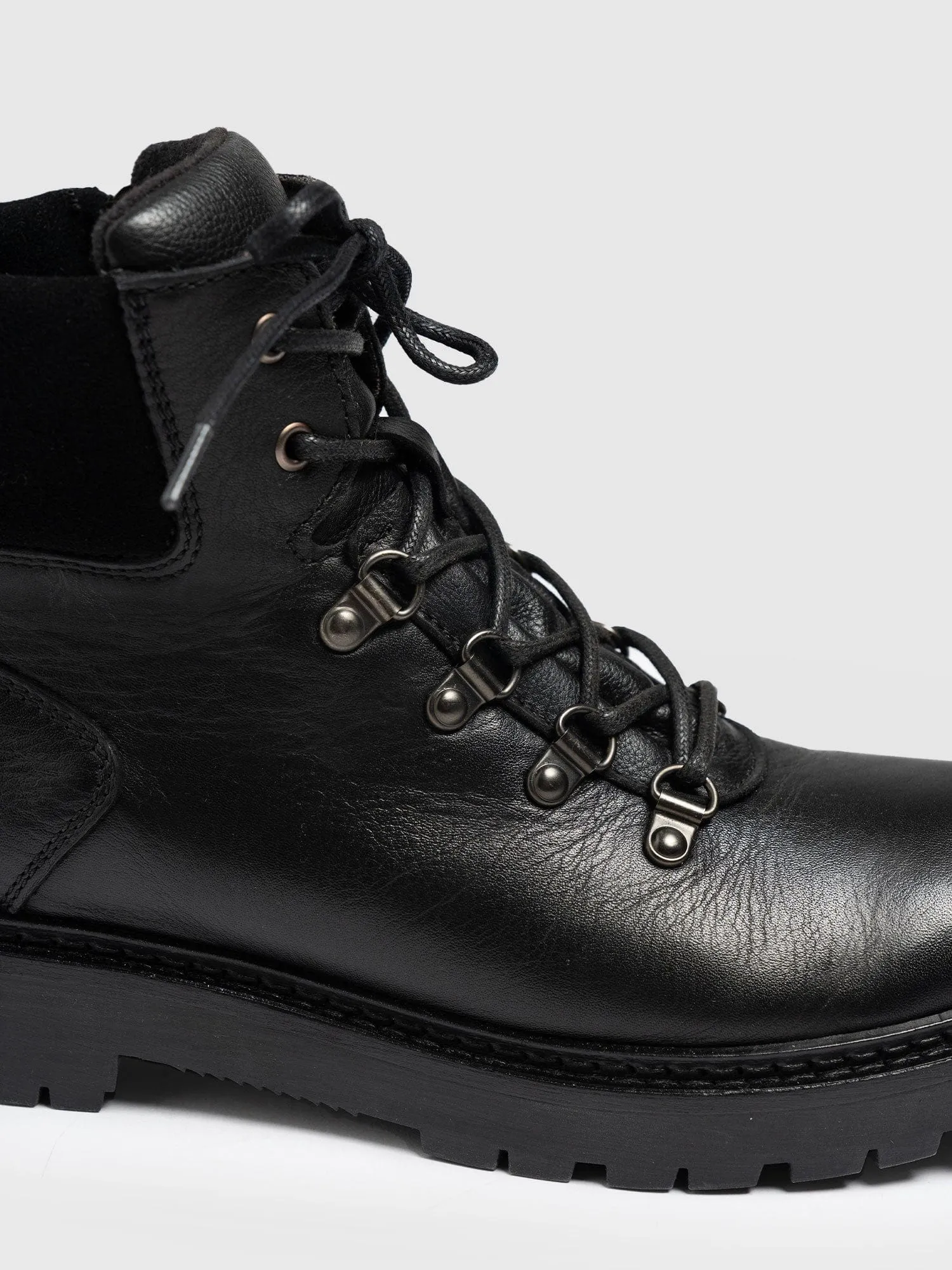 Finchley Hiking Boot - Black